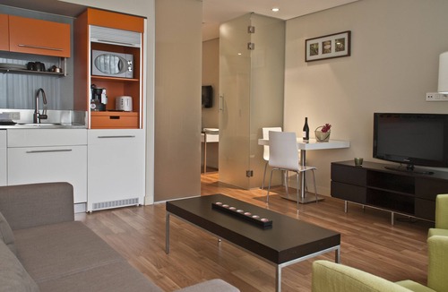 Etterbeek Hotel | B-aparthotel Montgomery