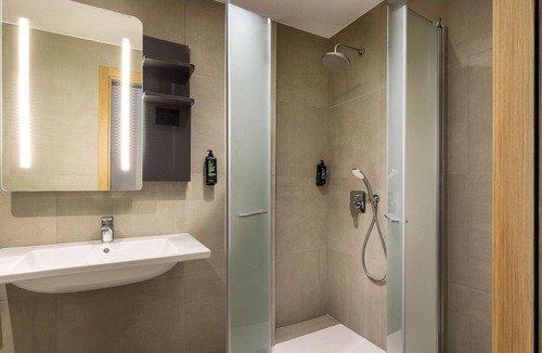 Albate Hotel | B&B HOTEL Como Baradello