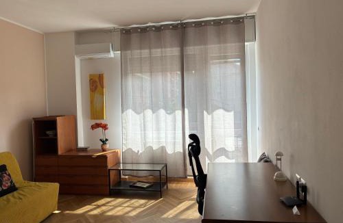 Downtown Apartment | Bagaini Urban Flat