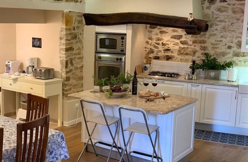 Batalha Cottage | Bathalha Villa Sleeps 10 | Base for Nazaré, Óbidos