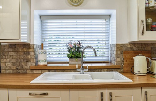Palterton Cottage | Bathurst Cottage is a delightful three bedroom detached cottage.