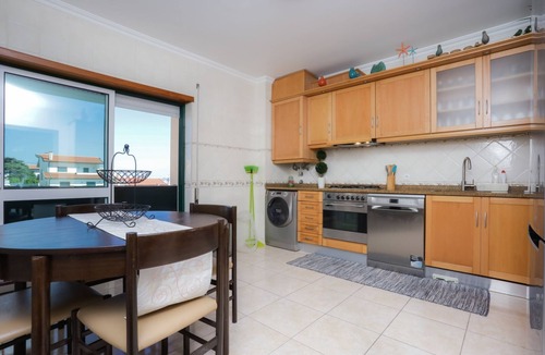 Buarcos Apartment | Beach & Barbecue by Rent4All