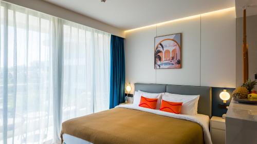 Choeng Thale Apartment | Beachfront Apartment 50 meter from Bangtao Layan