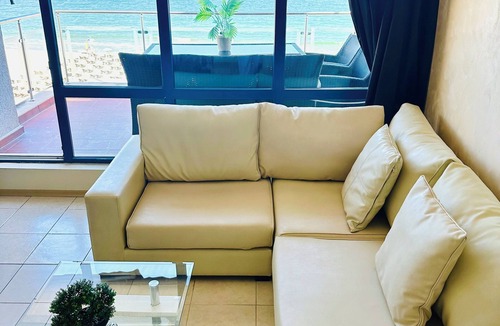 Chaika Apartment | Beachfront Elegance Estate