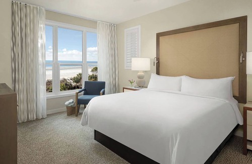 Sea Pines Resort | Beachfront Resort Gem: Marriott’s Monarch at Sea Pines+Amenities