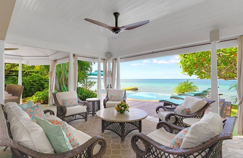 Lagoons Villa | Beachfront Villa, Staff, Boat, Pool, Tennis, Gated