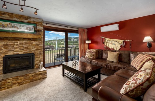 Steamboat Springs Condo | Bear Claw 408 Exceptional On Mountain Condo With Ski-In/Ski-Out Access!