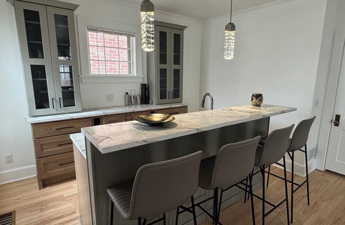 Cheyenne House | Beat the Heat! Updated Historic 3 BR, 3 BA Bungalow with AC
