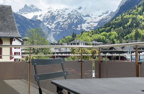 Engelberg Apartment | Beautiful apartment for 2 people with WIFI, TV, balcony and pets allowed