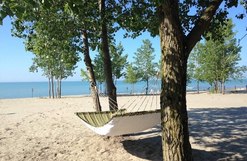 Long Point Cottage | Beautiful Beachfront Family Cottage
