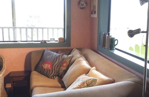 Solway Cottage | Beautiful cottage with mountain views,- unique , private, treetop seclusion.