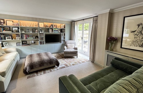 Haslemere House | Beautiful Grade II listed home with pool and tennis court in South Downs
