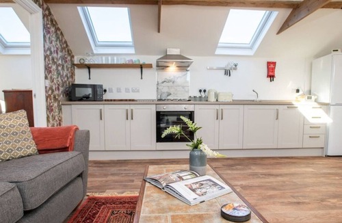 Sturton By Stow House | Beautiful Home with Stunning Countryside Views!