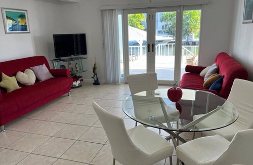 Largo Sound Village House | Beautiful House 2 X 1 Key Largo Ocean Size Amazing Neighborhood with Dock