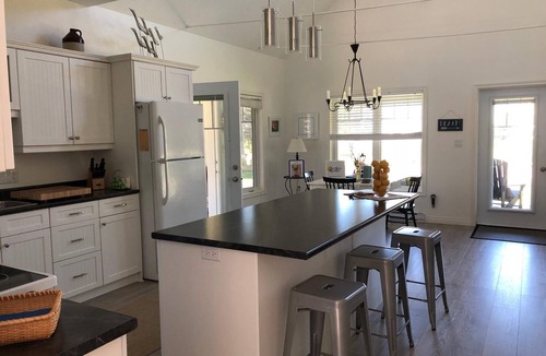 Stanhope House | Beautiful NEW vacation rental/Entrance to National Park walk to the beach