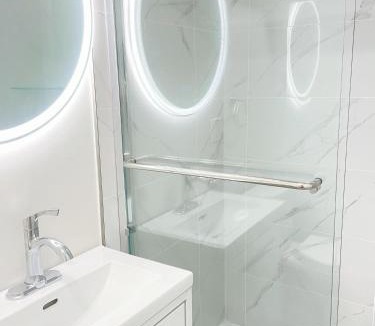 Arbutus Ridge House | Beautiful place with Kitchen, Washing Machine, Internet near UBC, beach and DT