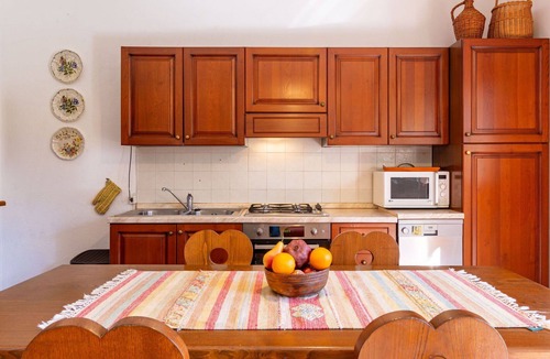 Trezzone House | Beautiful private villa for 4 people with WIFI, TV and patio