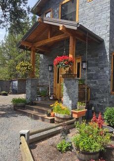 Sunriver House | Beautiful Riverfront Near Mt Bachelor with Hot Tub