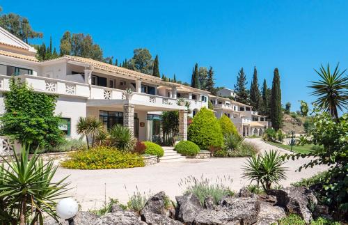 Petaleia Hotel | Bella Mare Hotel