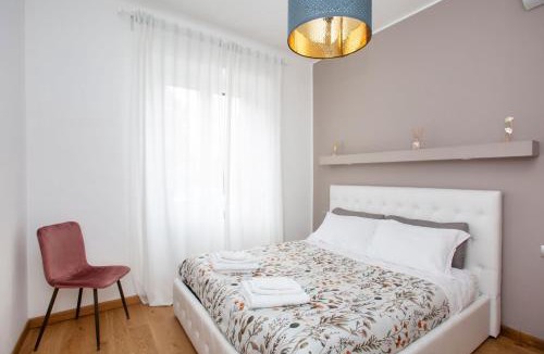 Ticinese Apartment | Bibi Pied-à-Terre Vetra - Two Rooms Apartment