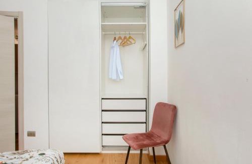 Ticinese Apartment | Bibi Pied-à-Terre Vetra - Two Rooms Apartment