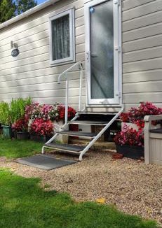 Great Houghton Apartment | Billing Aquadrome ,2 bedrooms, Royale Poplar KM 12