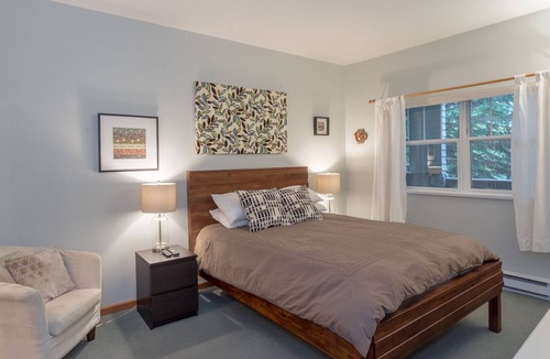 Blueberry Hill Condo | Blueberry Hills - Bright & Spacious 2 Bedroom (sleeps 6-7)