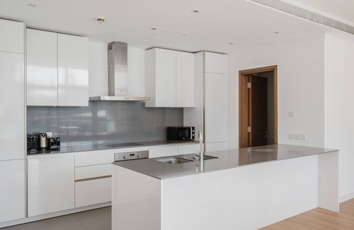 Al Wasl Apartment | Blueground | City Walk, pool, nr Park