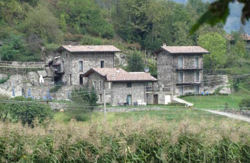 Colico House | Borgo Erbiola