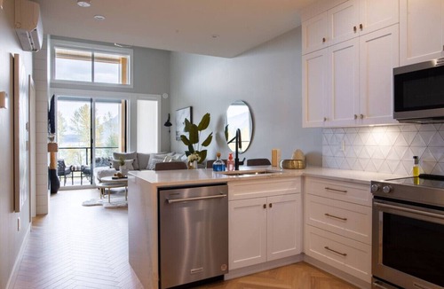 Harrison Hot Springs Condo | Brand New Penthouse with Lake & Mtn Views