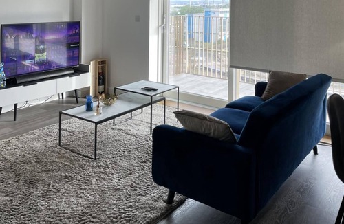 River Apartment | Brand New Stunning 2-bed Apartment in Dagenham