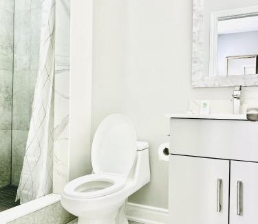 Brantford Hotel | Brant Inn