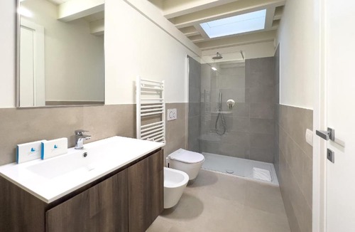 Ponte Nuovo Apartment | Bright apartment with terrace and pool