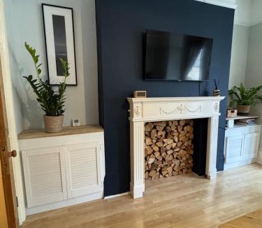 Faringdon Apartment | Bright, characterful 1 bed flat in Faringdon