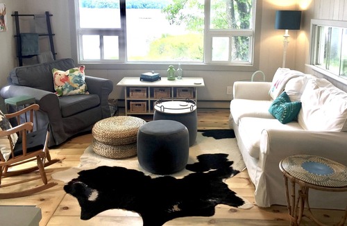 Armour Cottage | Brooks' & Laurie's Cottage on Pickerel Lake