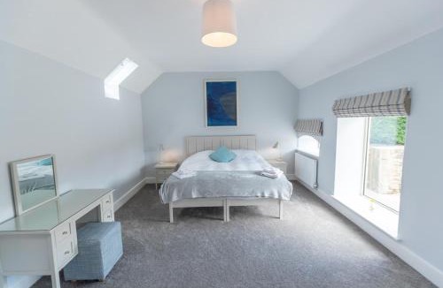 Worksop House | Butterwick - Barn Conversion with a hot tub on a Country Estate