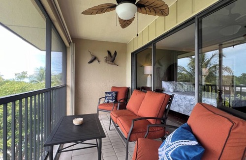 Rock Harbor Condo | Buttonwood Bay. Luxurious, Tropical Modern Single-Level Lifestyle. Sleeps Six.