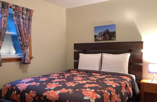 Stanhope Cottage | By The Bay Cottages in Stanhope! - Superior two Bedroom Executive Cottage #13
