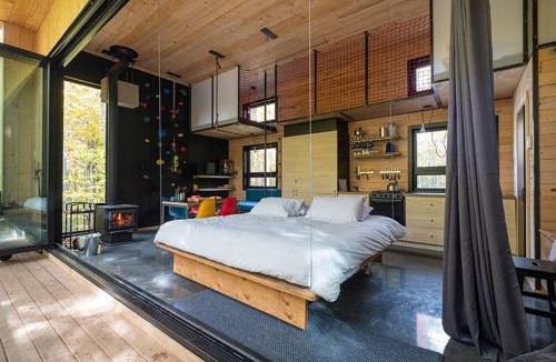 Eastman House | Cabin Zoobox 62