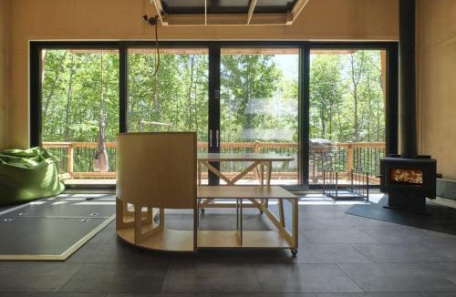 Eastman House | Cabin Zoobox 75