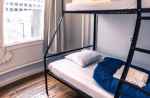 Central Hostel | Cambie Downtown Hostel