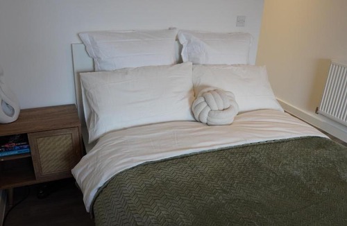 Trumpington Apartment | Cambridge Urban Suite