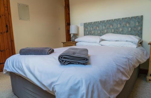 Priors Marston House | Canalside Cottage, 5 Folly Cottages, Napton