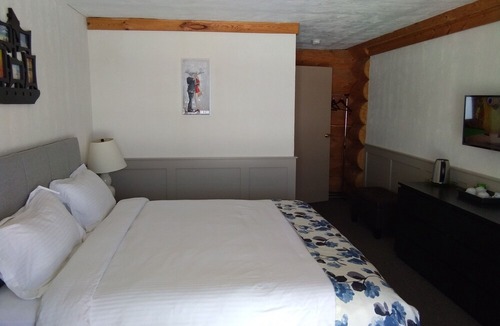 Lac La Hache Bed & Breakfast | Cariboo Log Guest House