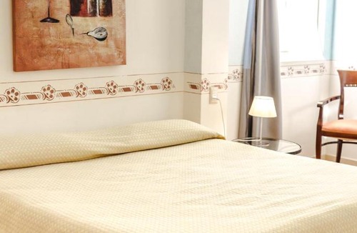 Brusimpiano Hotel | Caroline Hotel