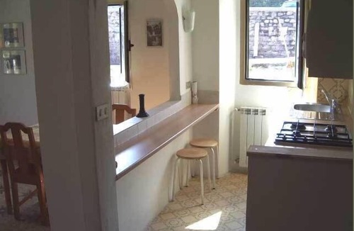 Menaggio Apartment | Casa al Ponte apartment with private garden, Wifi Internet!