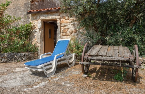 Camparca House | Casa da Eira: Holiday Home with Mountain View, Wi-Fi and Air Conditioning