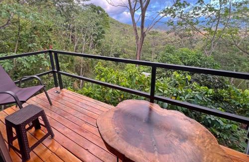 Parrita House | Casa de Cacao, A Treetop Cottage in Cacao Forest!