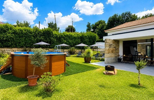 Beijos House | Casa de Santo Antonio