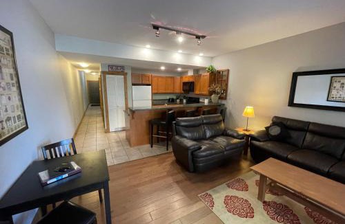 Okanagan-Similkameen Apartment | Casa Del Mila Oro Condo